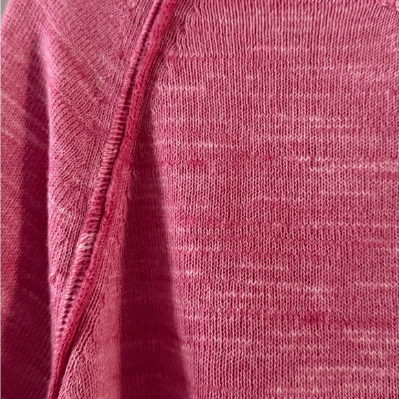 Tommy Bahama Men's Crewneck Sweater in Pink - Picture 3 of 14